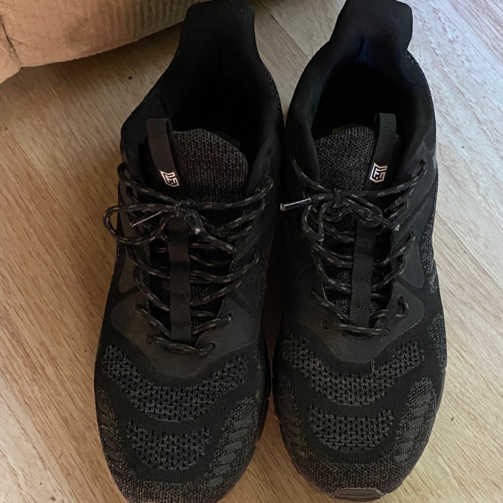 Freedom Industries Black and Gray Sneakers for Men